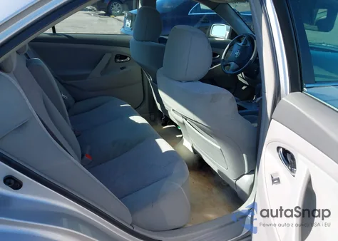 2011 Toyota Camry Le z USA, uszkodzony, nr VIN 4T1BF3EK2BU199403